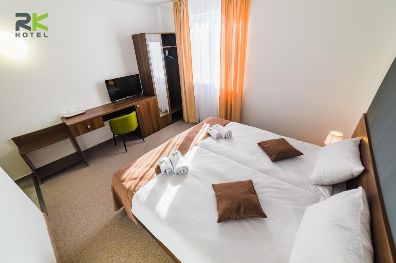 Hotel Rk Ghimbav Dış mekan fotoğraf