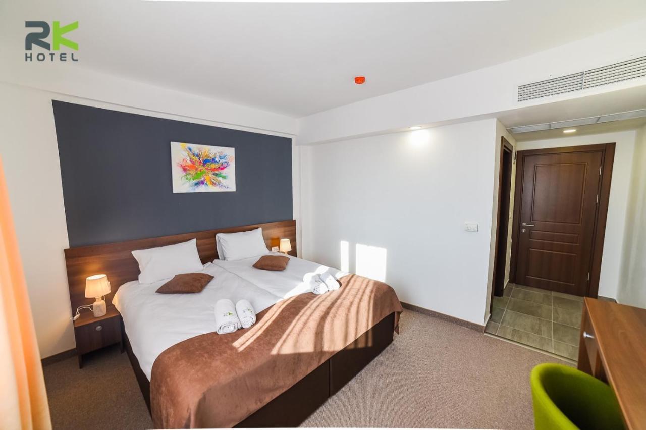 Hotel Rk Ghimbav Dış mekan fotoğraf