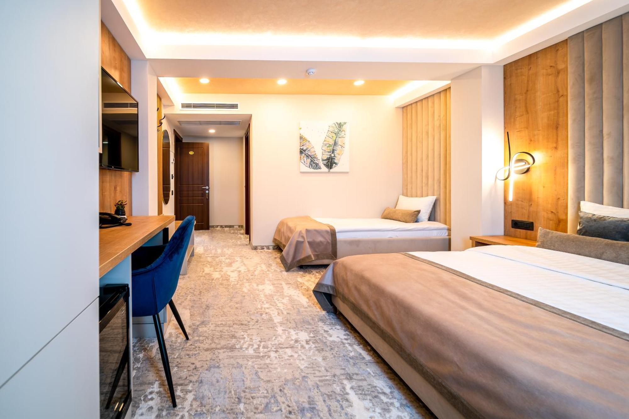 Hotel Rk Ghimbav Dış mekan fotoğraf